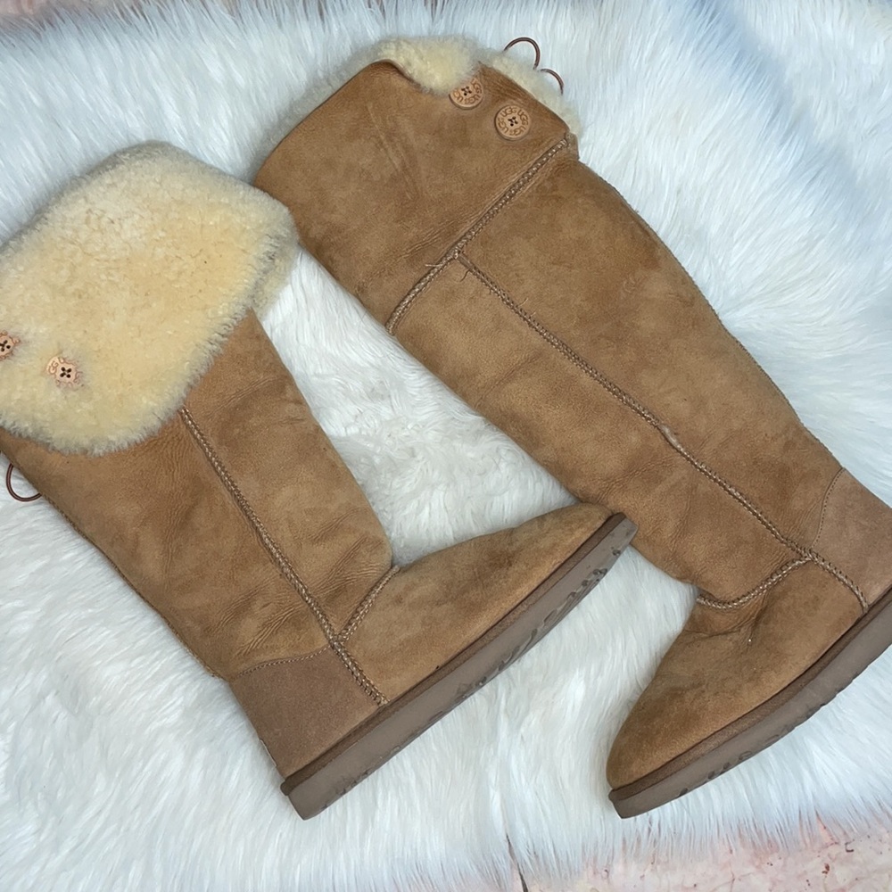 UGG OVER THE KNEE BAILEY BUTTON BOOTS 8 - Picture 3 of 6